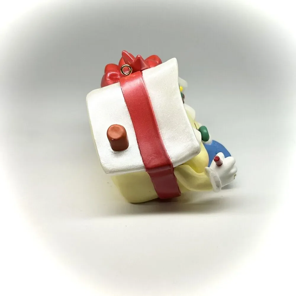 Hallmark Keepsake Christmas Ornament 1995 Happy New Home Cute House with a Bow